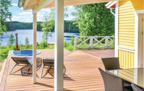 Nice Home In Sunne With Jacuzzi